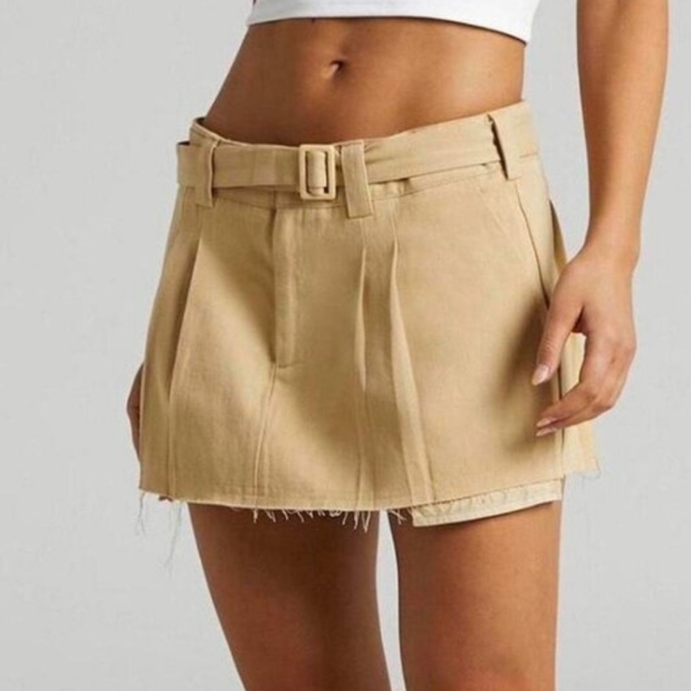 Lioness Cutouff Pleated Tan Micro Mini Skirt with Belt XL
